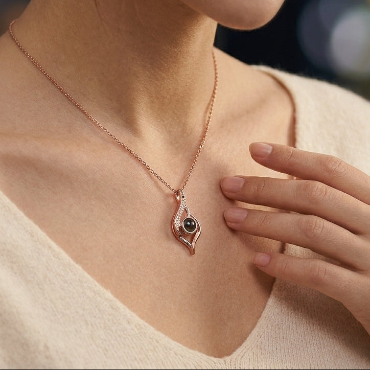 LumiAmor™ - Customized Projection Pendant